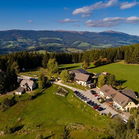 Gasthof Pension Orthofer Sankt Jakob im Walde Bagian luar foto