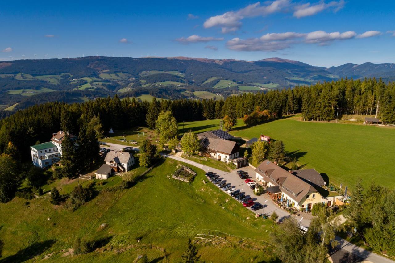Gasthof Pension Orthofer Sankt Jakob im Walde Bagian luar foto